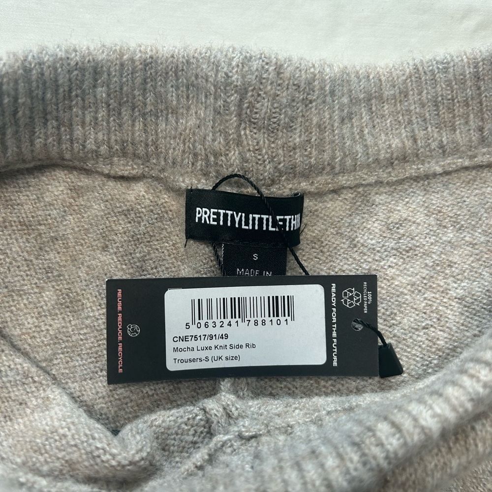 PrettyLittleThing mocha luxe knit side rib trousers size small